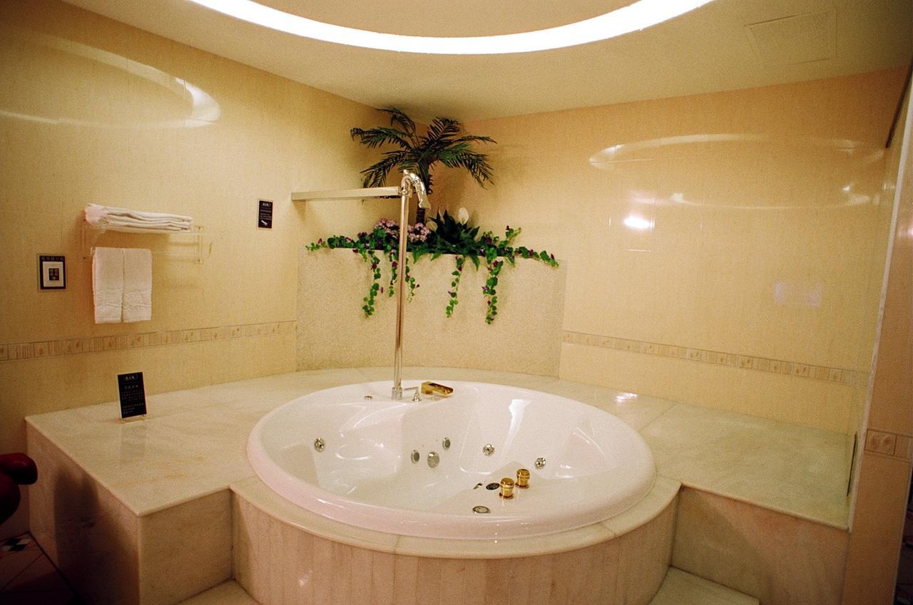Daniel Spa Motel Pingzhen 외부 사진