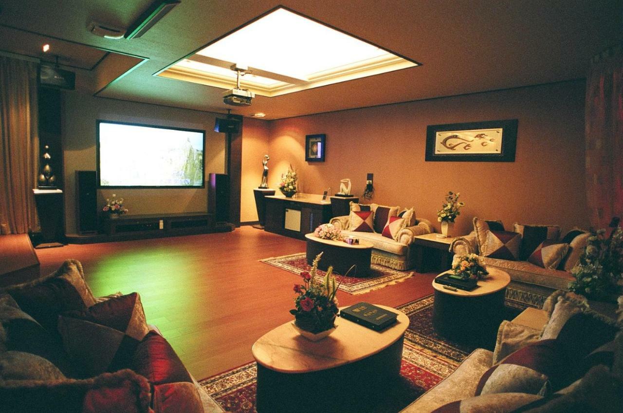 Daniel Spa Motel Pingzhen 외부 사진