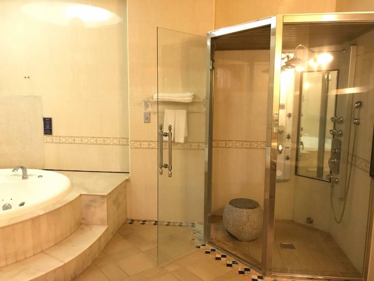 Daniel Spa Motel Pingzhen 외부 사진