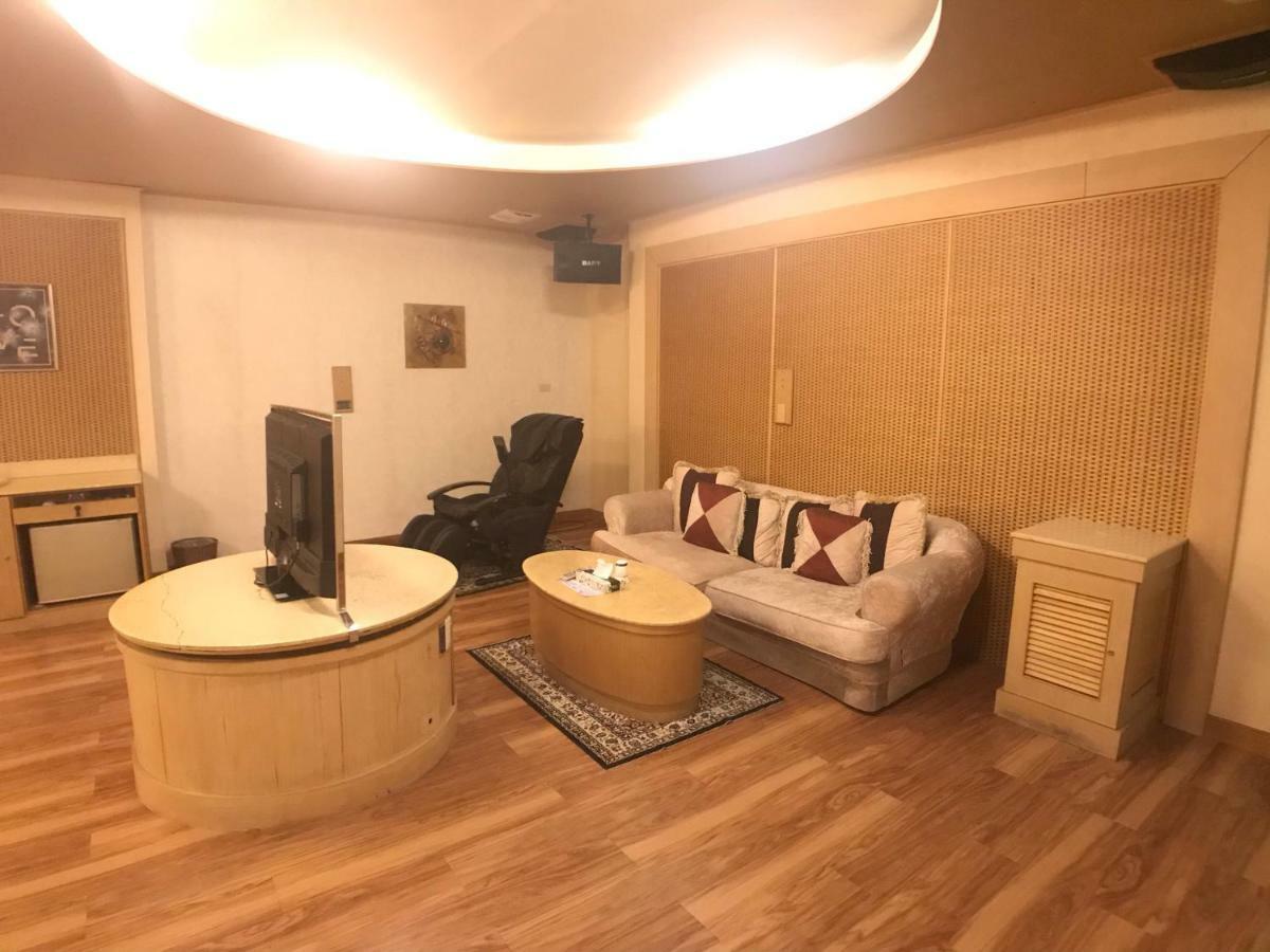 Daniel Spa Motel Pingzhen 외부 사진
